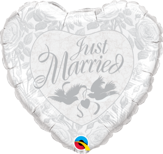 Just Married Pearl White & Silver Heart 18" foil
