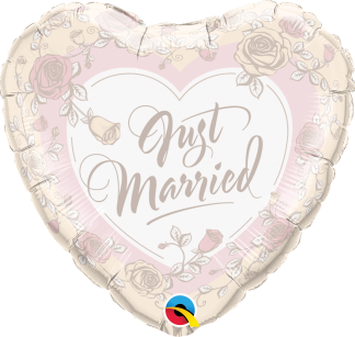 Just Married Roses Heart 18" foil Balloon